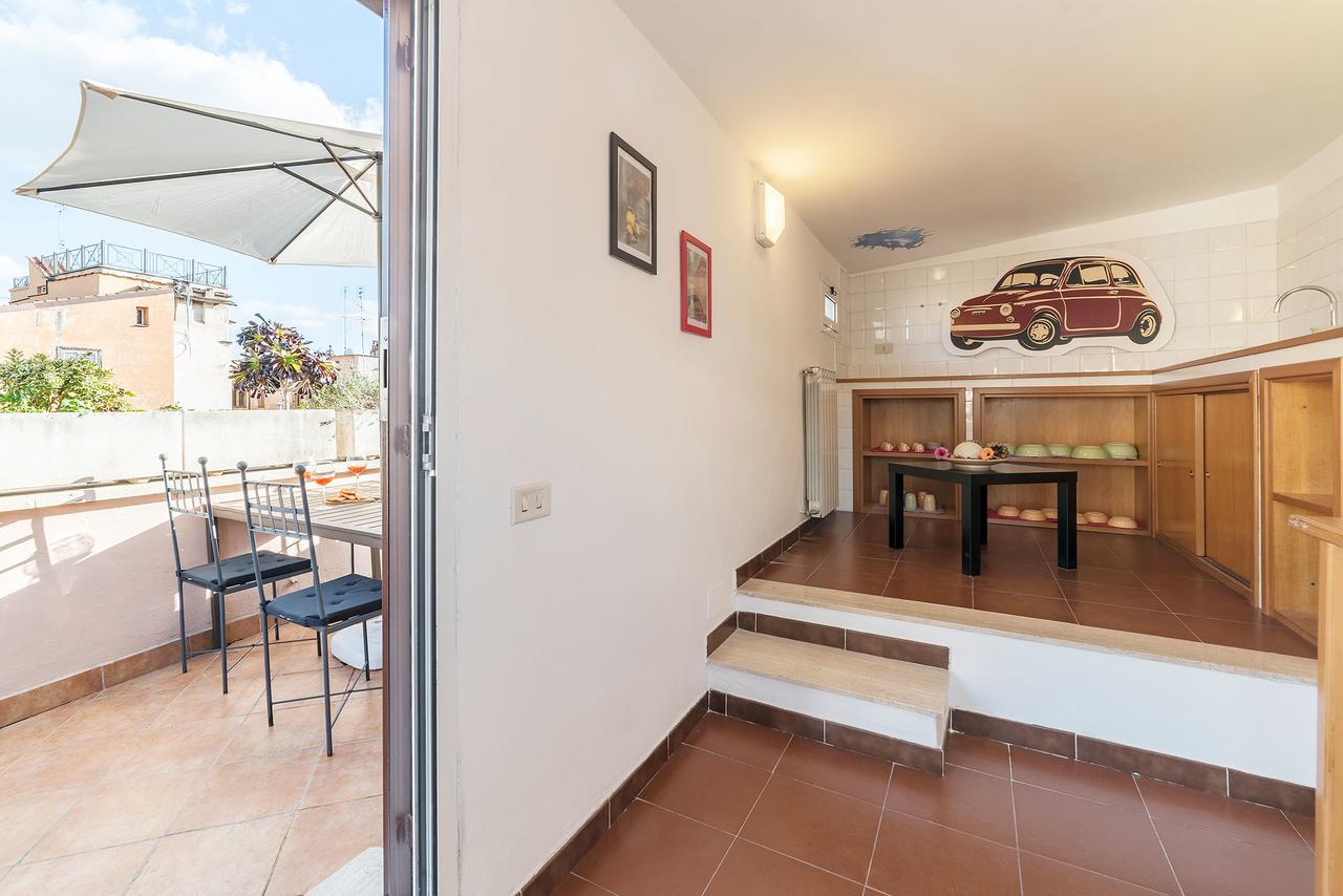 Penthouse With Terrace In The Heart Of Rom